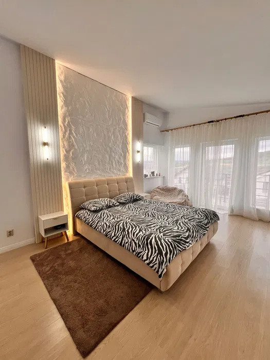 Casa idividuala , 150 mp utili , 5 dormitoare, zona Oasului