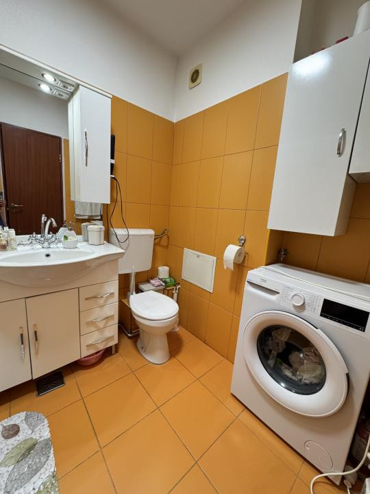 Apartament de 3 camere, 49 mp, Finisat, Zona Petrom Baciu