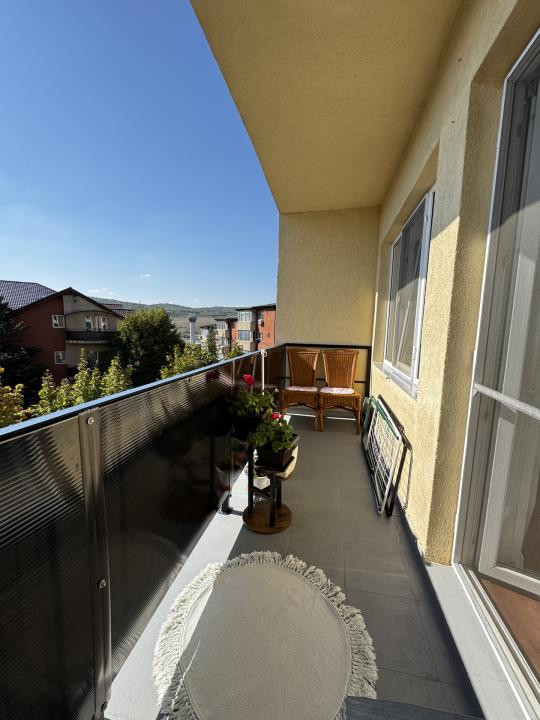 Apartament de 3 camere, 49 mp, Finisat, Zona Petrom Baciu