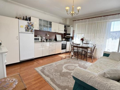 Apartament de 3 camere, 49 mp, Mobilat/Utilat, Zona Petrom Baciu