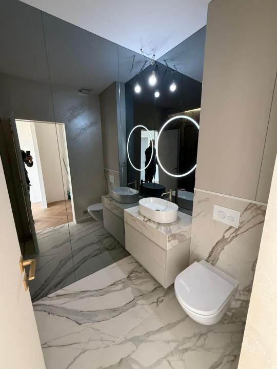 Penthouse - 84 mp utili - 3 camere - 3 bai - zona Sopor