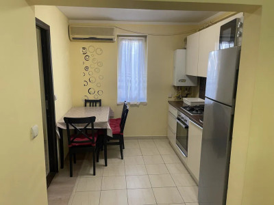 Apartament 3 camere, decomandat, 56 mp, zona FSEGA