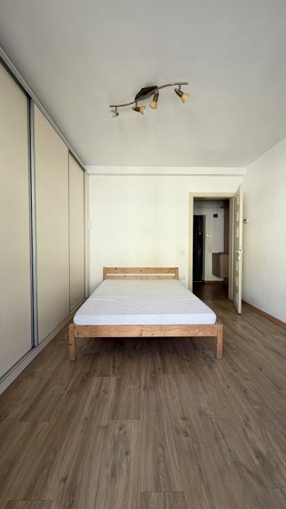Apartament cu 2 camere decomandate, terasa de 34 mp , etaj 2