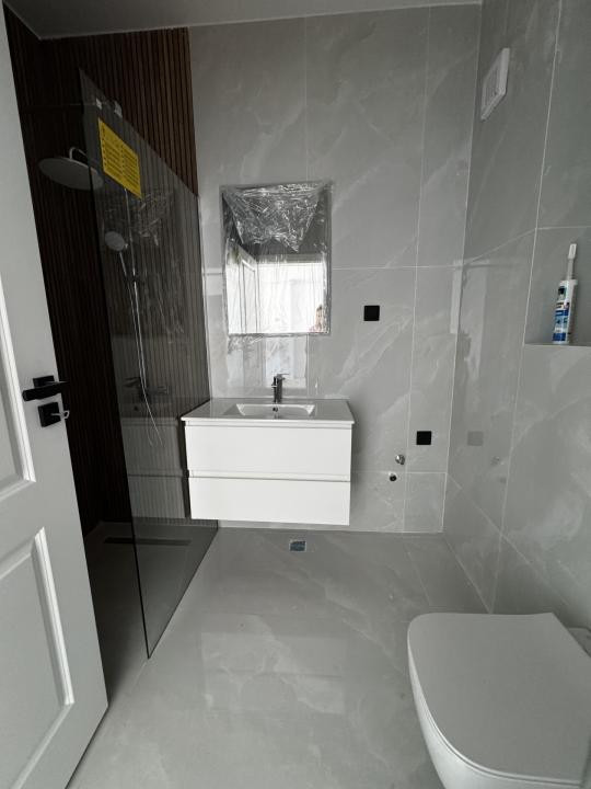 Apartament de 2 camere, 52 mp, Finisat, Zona Eroilor