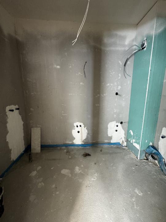 Apartament de 2 camere, 67.66 mp, Semifinisat, Zona Eroilor