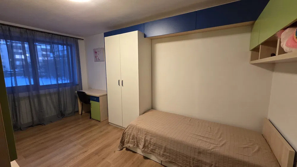 Duplex de inchiriat, 5 camere langa parcul Poligon din Floresti!