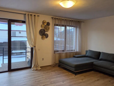 Duplex de inchiriat, 5 camere langa parcul Poligon din Floresti!