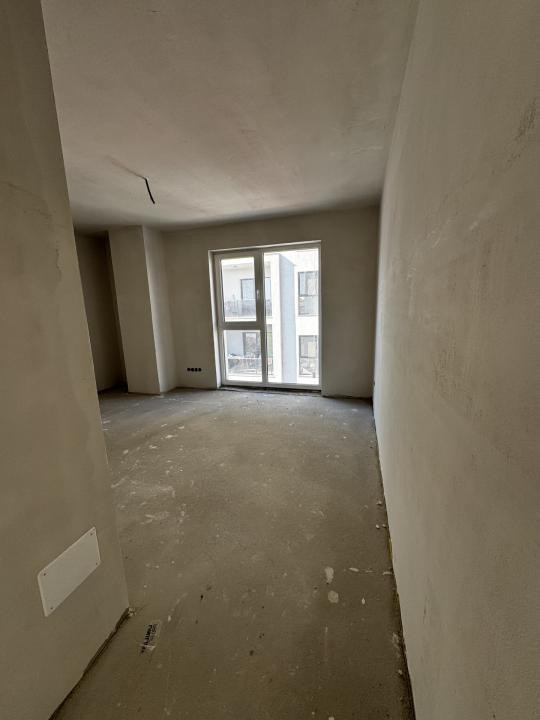 Apartament de 4 camere, 93 mp, Semifinisat, Zona Marasti