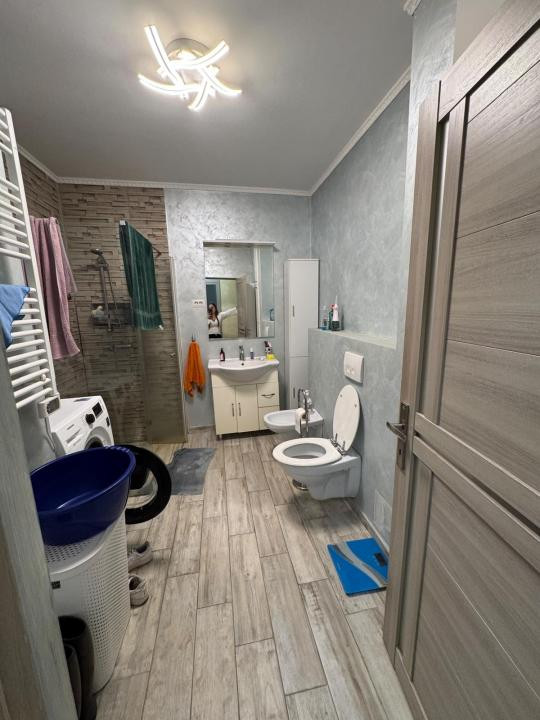 Apartament 4 camere, 92 mp, balcon, dressing, Columna Residence