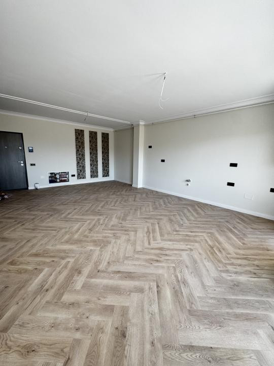 Apartament de 2 camere, 52 mp, Finisat, Zona Eroilor