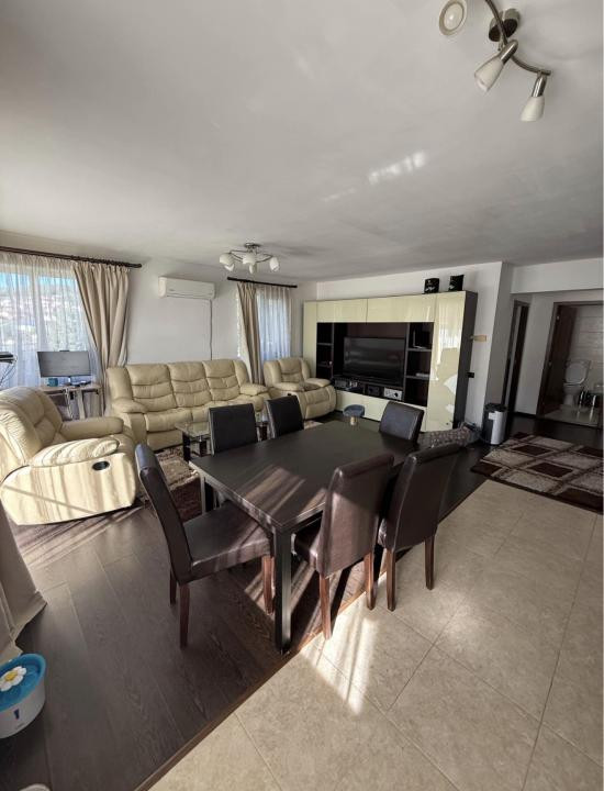 Apartament de 58,40 mp utili , 2 balcoane , etaj intermediar 