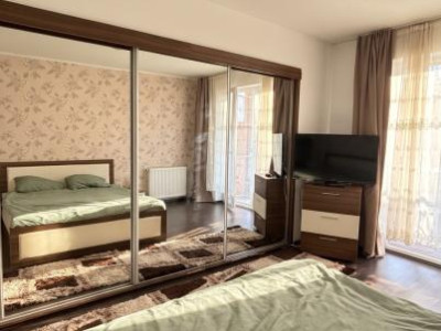 Apartament de 58,40 mp utili , 2 balcoane , etaj intermediar 