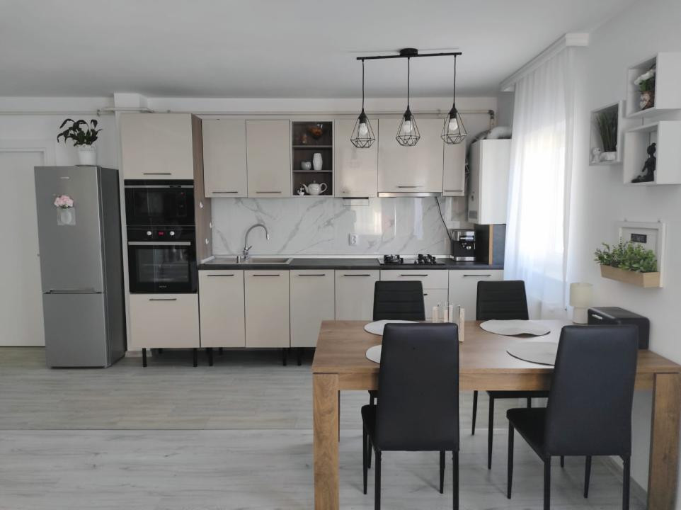 Apartament cu 2 camere, 58 mp, etaj intermediar, parcare zona JYSK