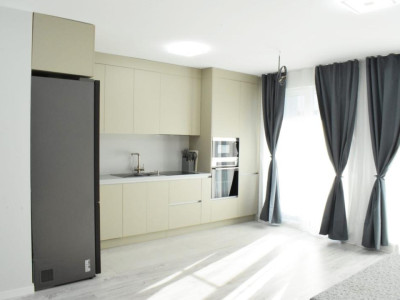 Apartament de vanzare 3 camere, 2 bai, 2 balcoane, parcare subterana!