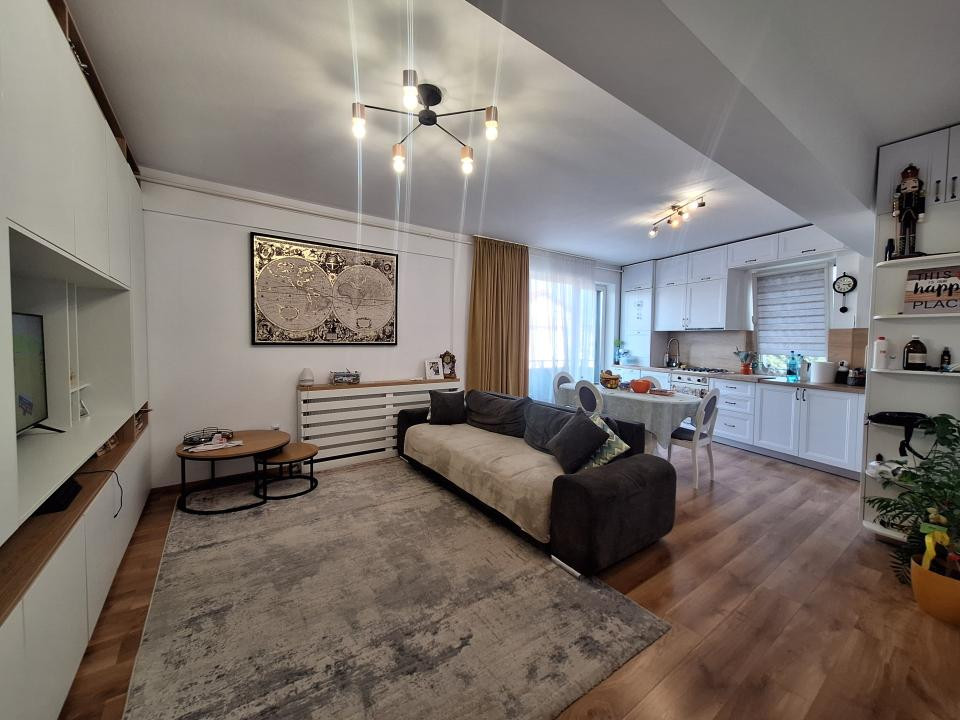 Apartament spatios, 77 mp, etajul 1, la cheie, zona Terra