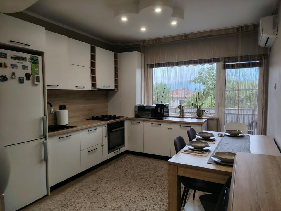 Apartament modern, 2 camere, etaj intermediar, in Gilau!