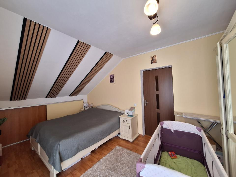 Apartament cu 3 camere, 56 mp, 2 balcoane, zona Cetatii