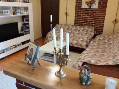 Apartament cu 3 camere, 56 mp, 2 balcoane, zona Cetatii