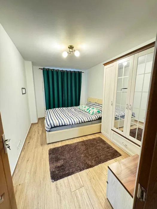 Apartament cu 2 camere, 52 mp, parcare, zona Metro