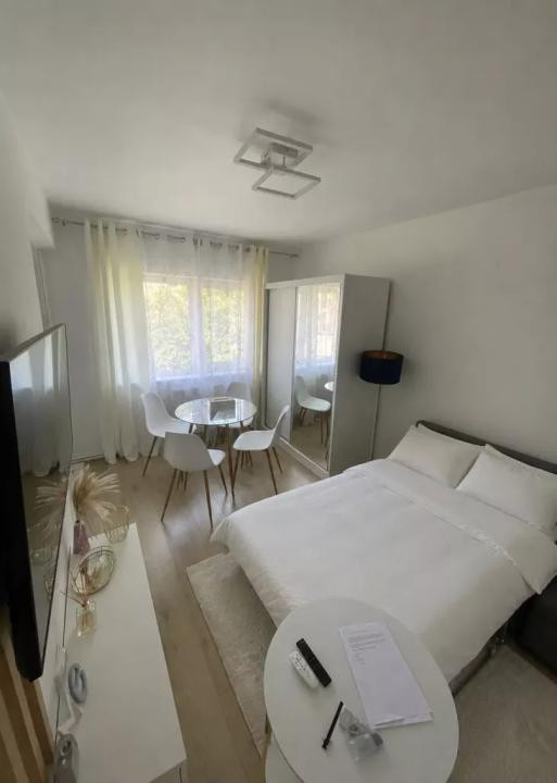 Apartament modern de vanzare 1 camera zona Expo Transilvania!