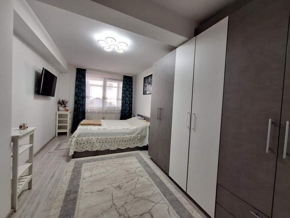 Apartament cu 2 camere, gradina de 51 mp, zona Stejarului
