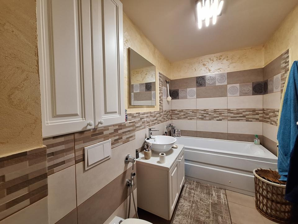 Apartament cu 2 camere, gradina de 51 mp, zona Stejarului