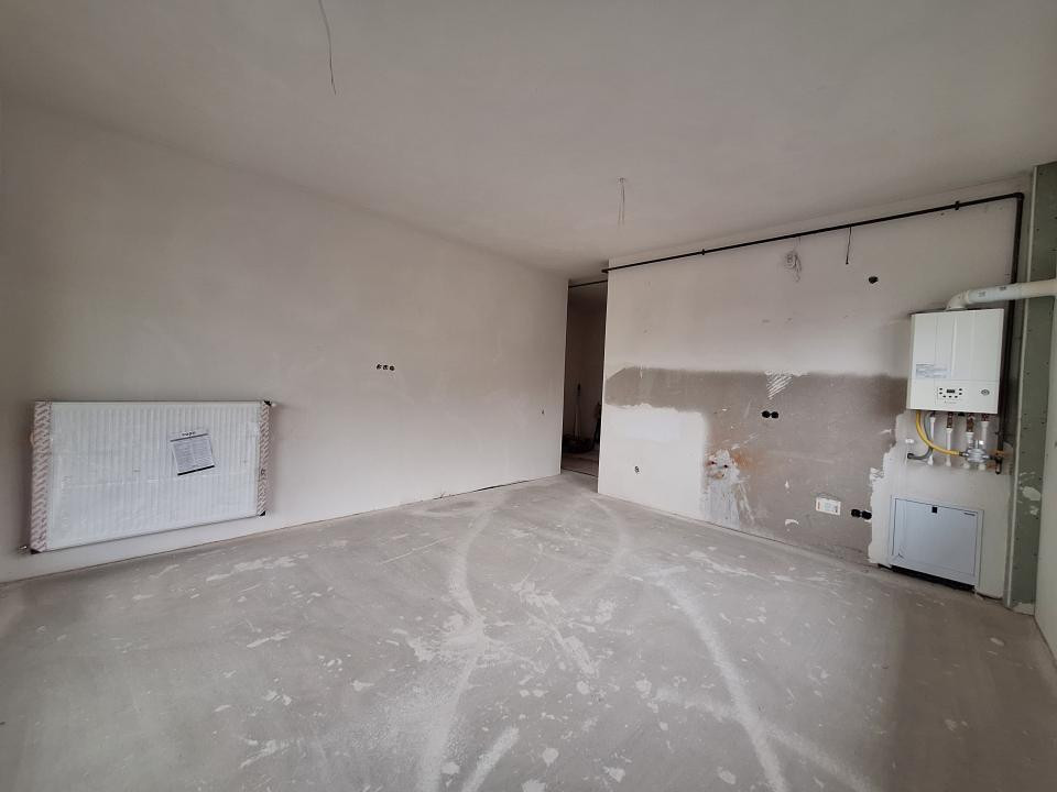 Apartament cu 3 camere, terasa de 60 mp, zona ROATA FAGET