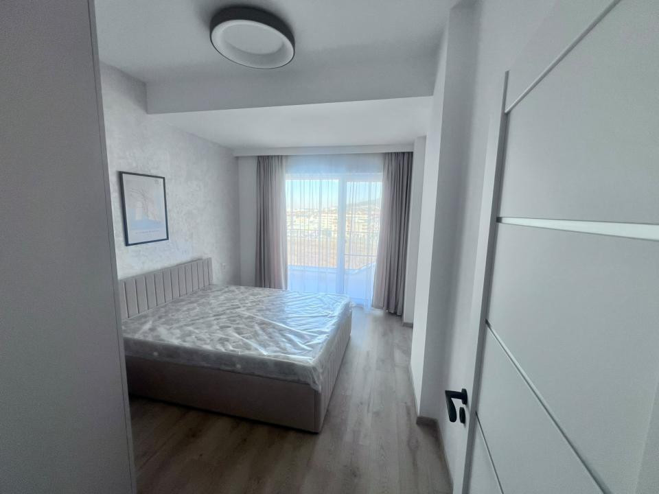 Apartament decomandat, terasa 31mp,parcare subterana!