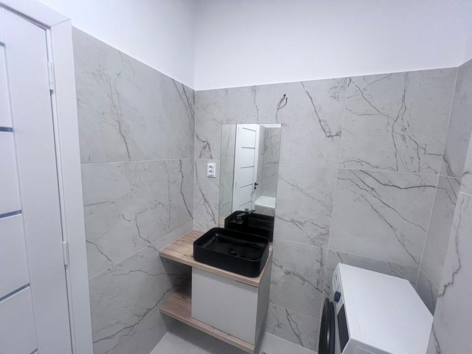 Apartament decomandat, terasa 31mp,parcare subterana!