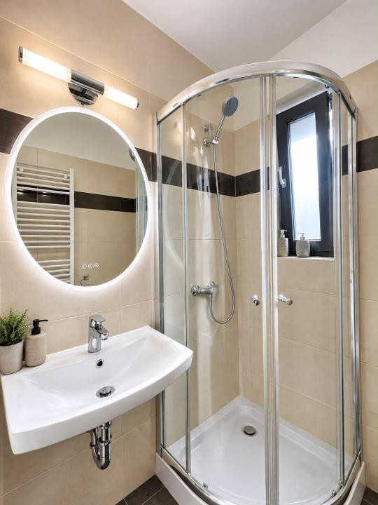 Apartament cu 3 camere, 68 mp, modern, terasă, Observatorului