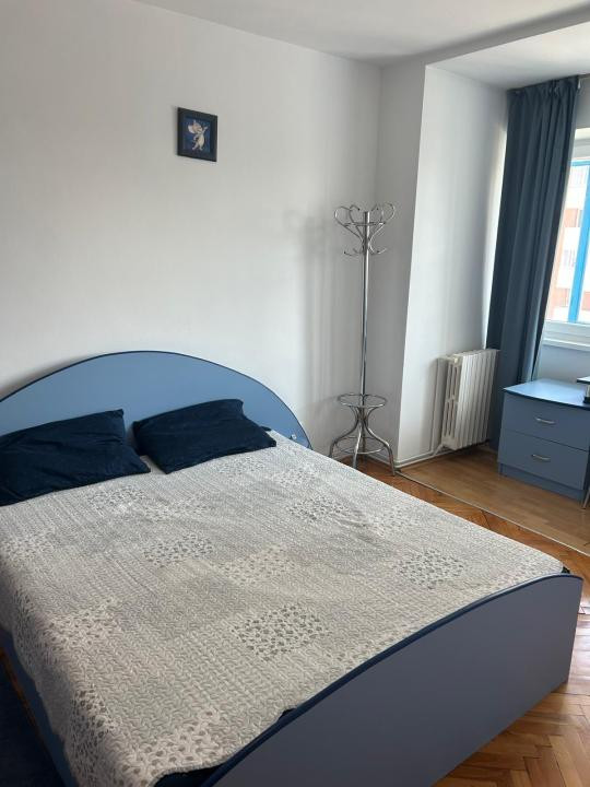 Apartament 4 camere, 2 băi, 98 mp utili,Zorilor