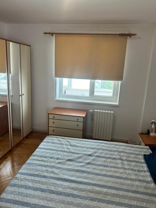 Apartament 4 camere, 2 băi, 98 mp utili,Zorilor