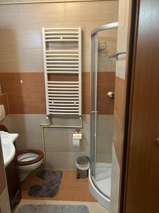 Apartament 4 camere, 2 băi, 98 mp utili,Zorilor