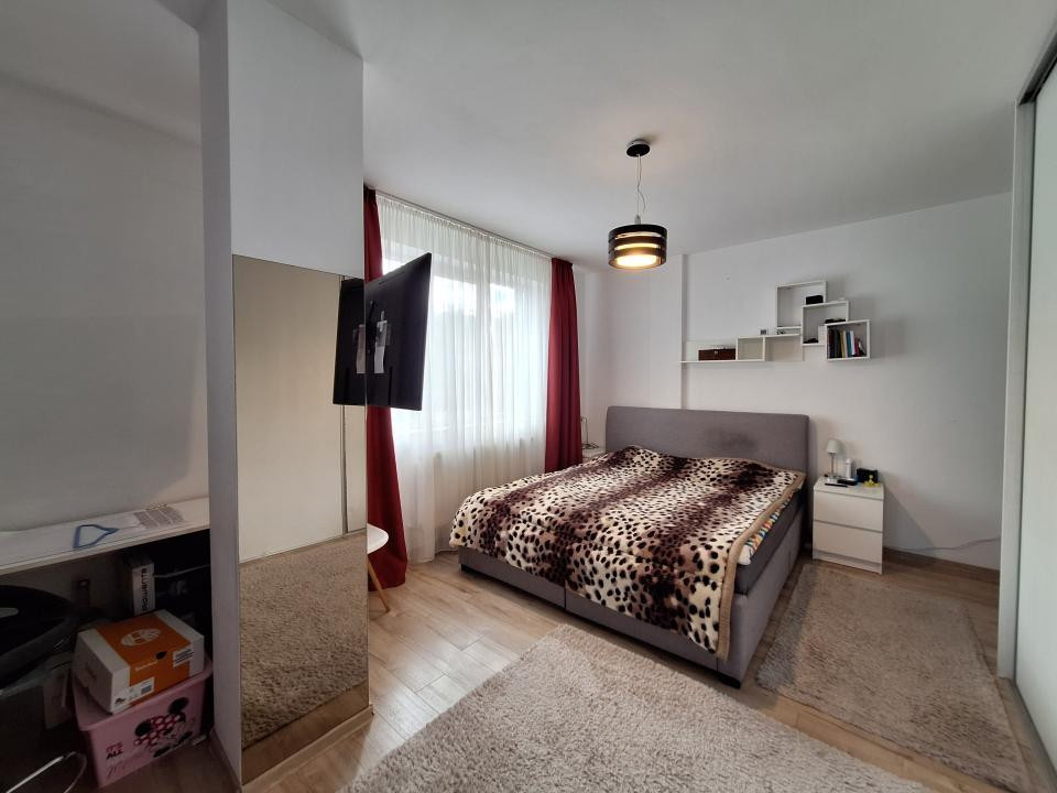 Apartament la etajul 1, balcon, la cheie, langa VIVO