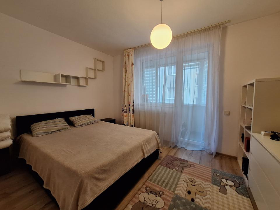 Apartament la etajul 1, balcon, la cheie, langa VIVO
