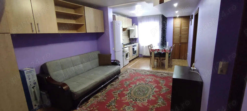 Apartament la etaj intermediar, balcon, zona Eroilor