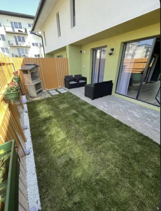 Casa in ansamblu exclusivist , zona Terra