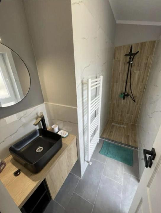 Casa in ansamblu exclusivist , zona Terra