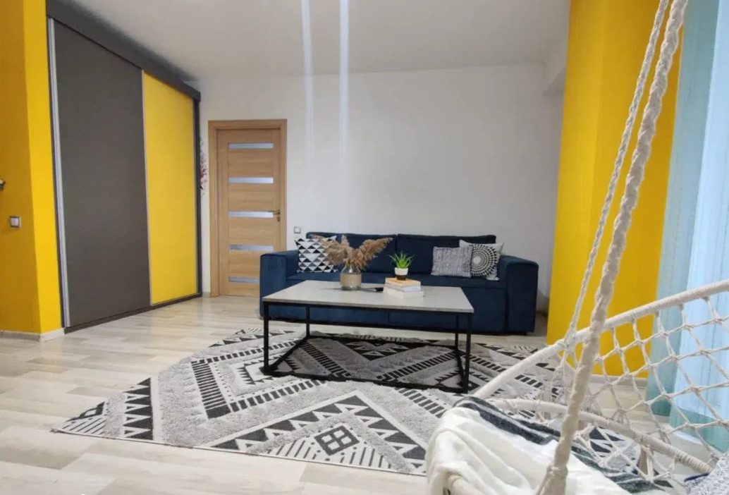 Apartament la etaj intermediar, parcare, zona Reprezentantei BMW