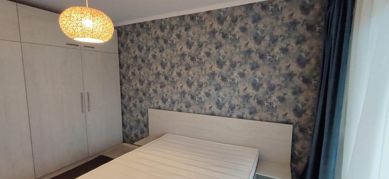 Apartament in bloc nou, etaj intermediar, zona Terra