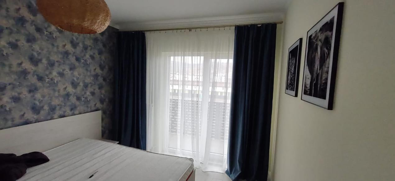 Apartament in bloc nou, etaj intermediar, zona Terra
