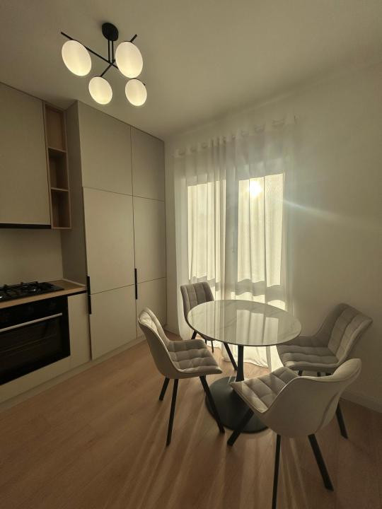 Duplex modern cu 4 camere, 119 mp, teren 250 mp, curte spațioasă, Avram Iancu