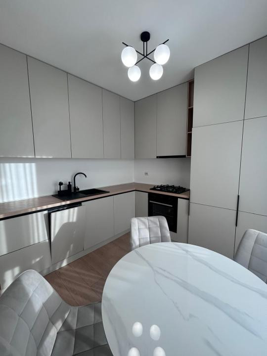 Duplex modern cu 4 camere, 119 mp, teren 250 mp, curte spațioasă, Avram Iancu