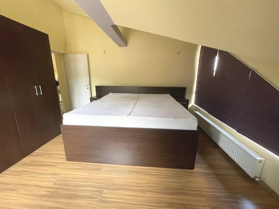 Apartament cu 3 camere, 64 mp, parcare, balcon, zona Tautiului