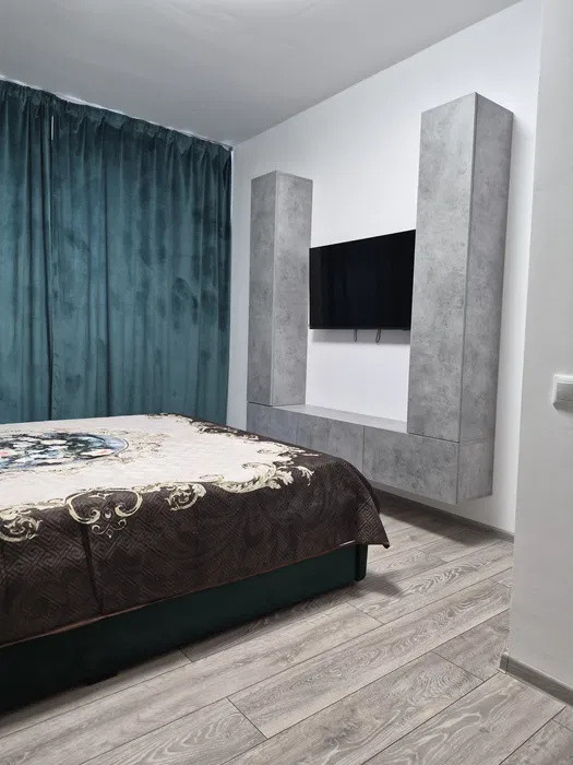 Apartament 2 camere, parcare subterana, etaj intermediar, zona Terra!