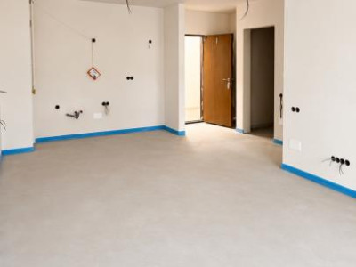 Apartament de 2 camere, 45 mp, Semifinisat, Zona Eroilor