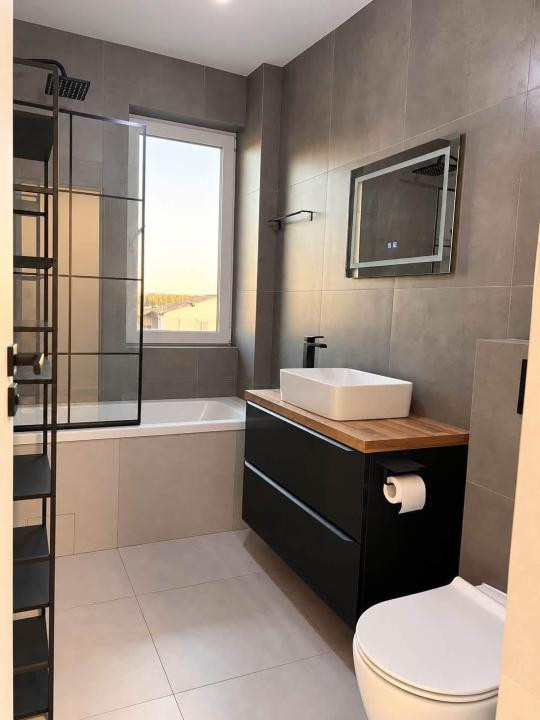 Penthouse de vânzare,3 terase total 90 m², vedere panoramică,zona Somesului