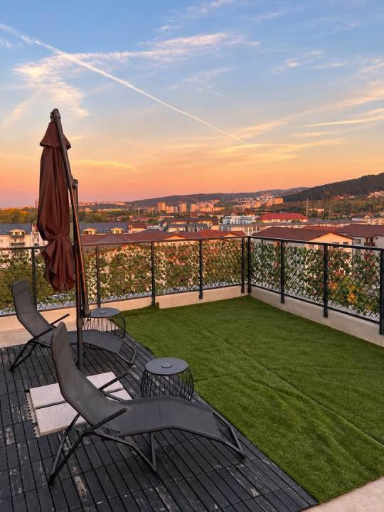 Penthouse de vânzare,3 terase total 90 m², vedere panoramică,zona Somesului