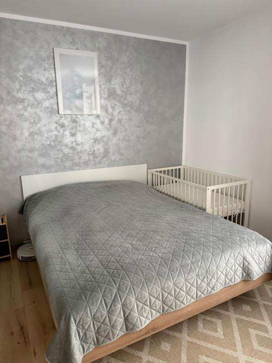 Apartament in bloc nou, finisat modern, parcare, zona Eroilor