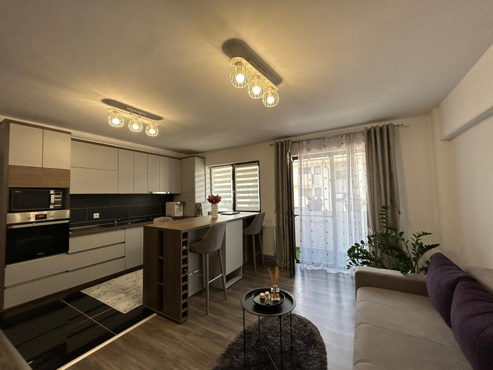 Apartament lux, 2 camere, 50 mp, parcare, zona strazii Urusagului